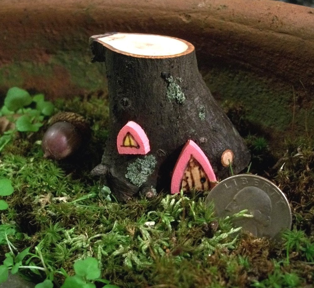 Fairy House, Tree Stump Style for Terrarium Decor..Miniature Gothic Fairy Door, Pink