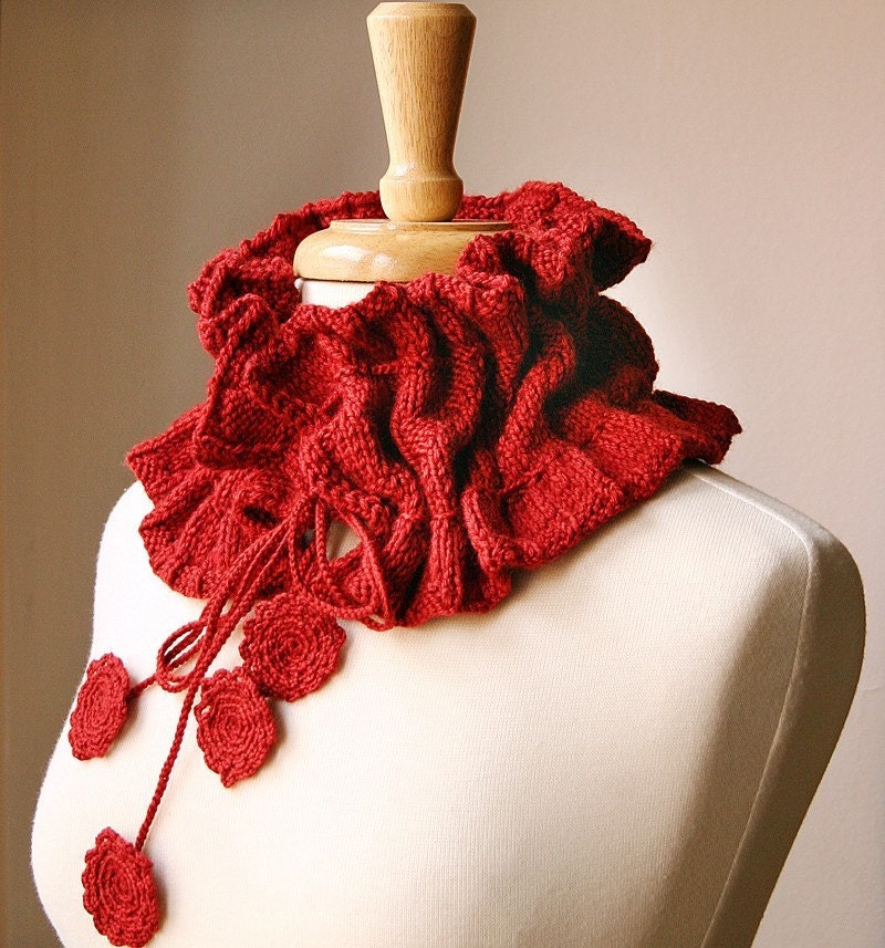 Scarf Knitting Pattern - Victoriana Scarflette - Romantic Ruffle Scarf - Cowl Neckwarmer - PDF Digital Download - AtelierTPK