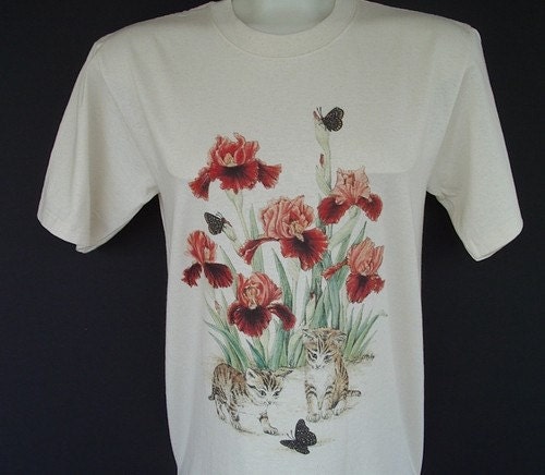 Cat T shirt Kittens Butterflies Iris  Plus Size 2XL