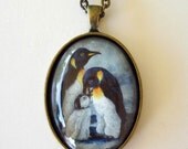 Penguin Jewelry Antique Gold Brass Necklace Pendant Emperor Family Oval Art Glass