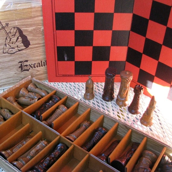 Vintage Chess Set Excalibur Gothic