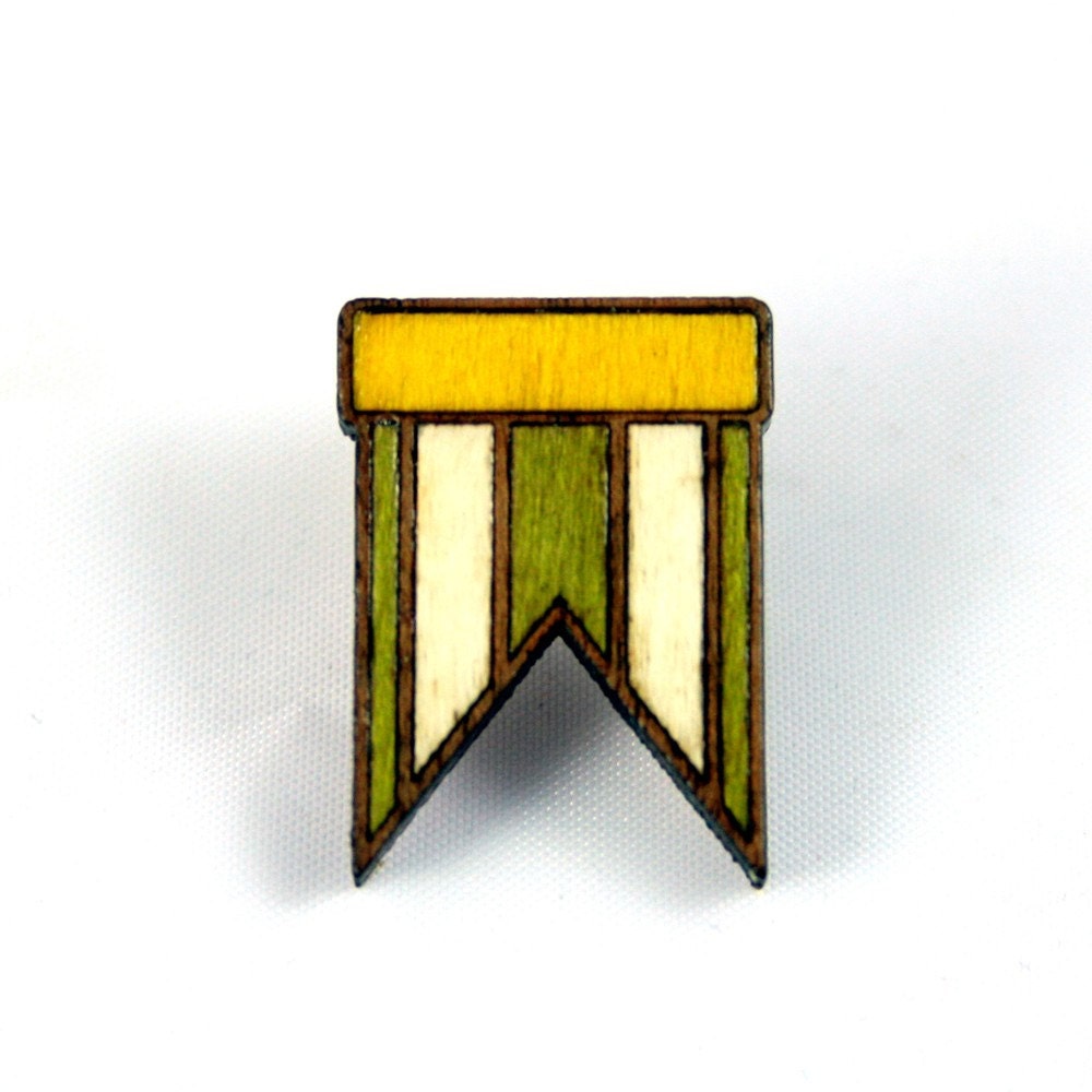 Ribbon Medal Pin