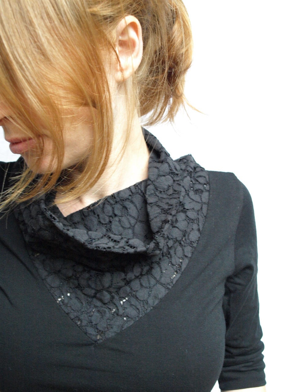 Black lace every day tee medium