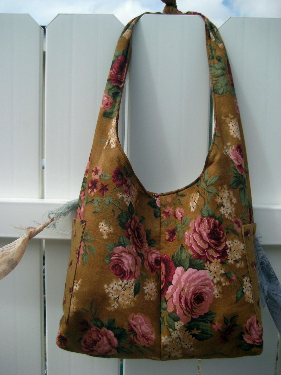 Vintage Flora Pattern HOBO bag purse market bag - gypsy bag