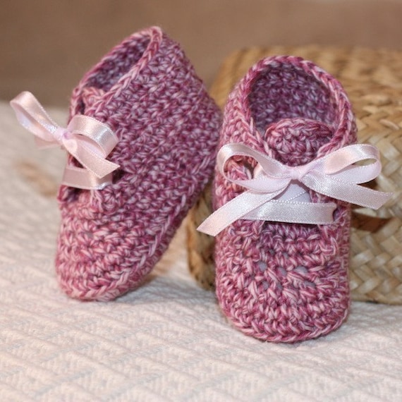 Instant download - Crochet PATTERN (pdf file) - Baby Ribbon Lace booties