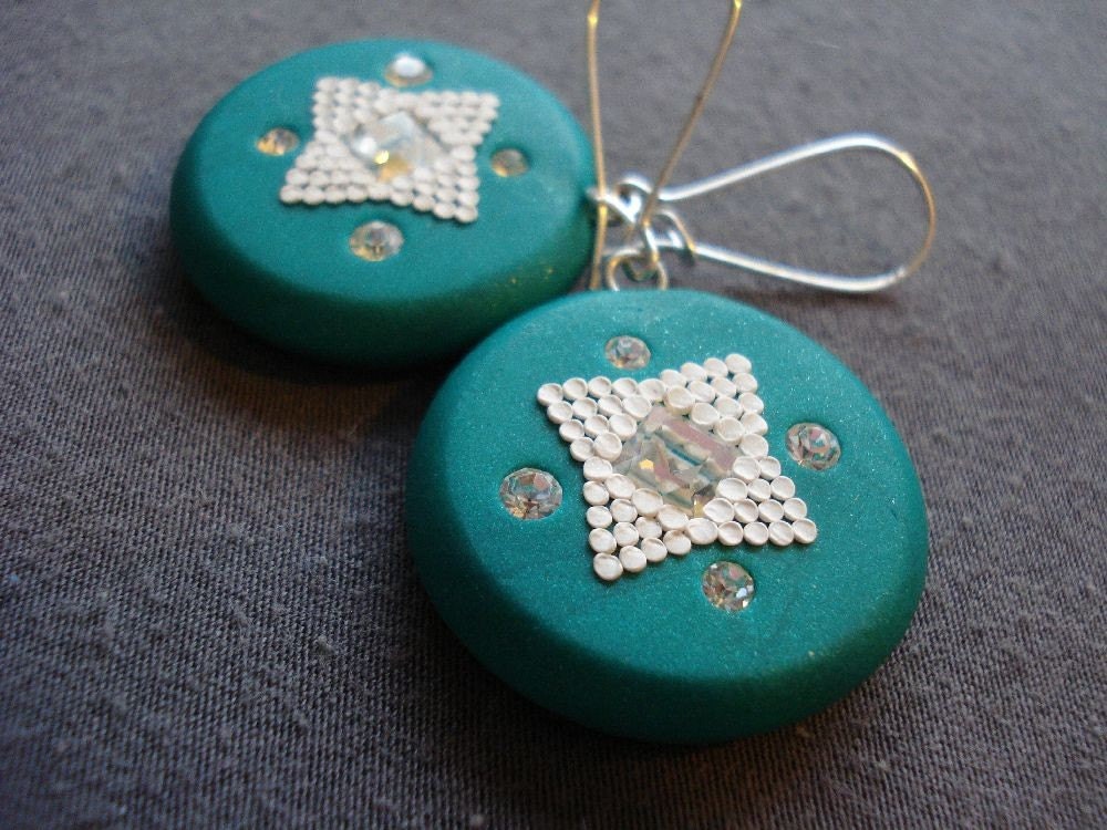 emerald diamond earrings