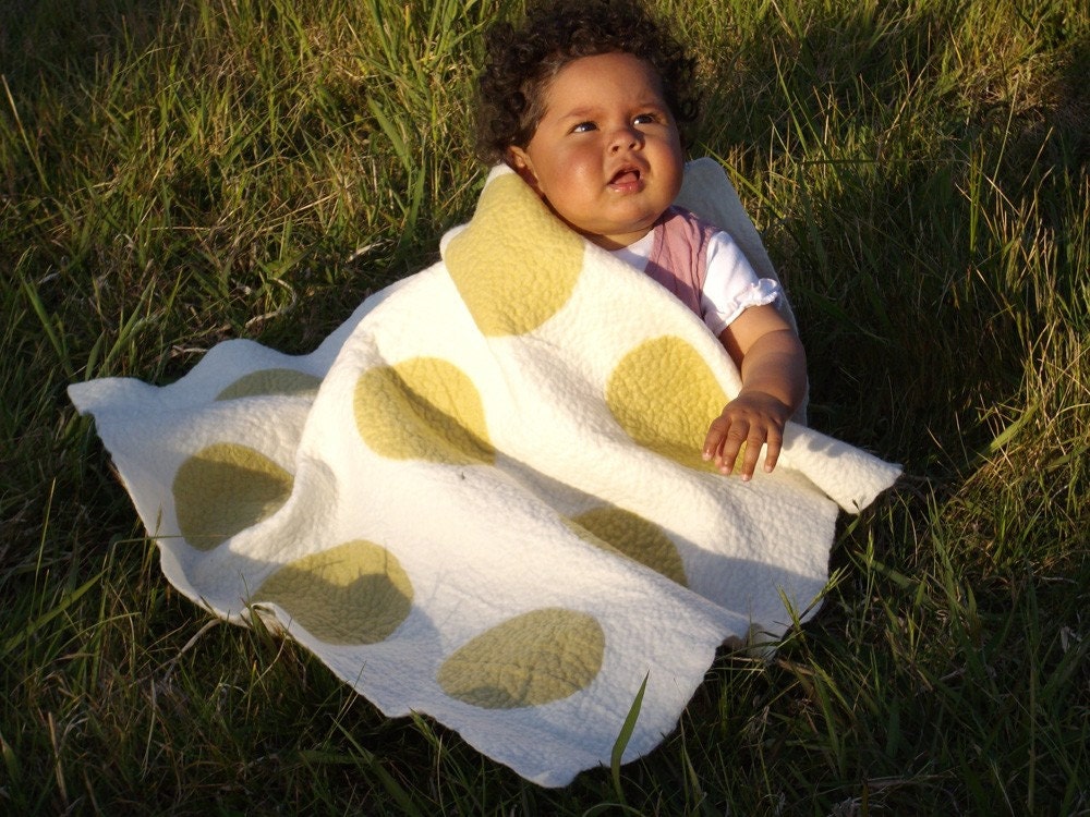 Natural and lemon grass spot baby Blanket