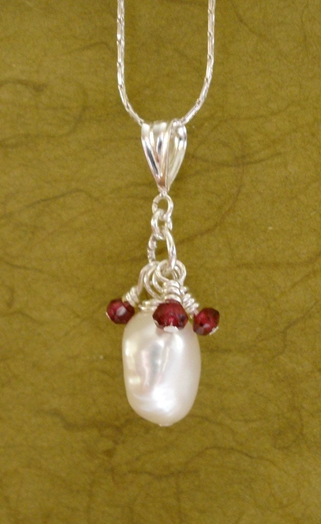 Simply Pearls and Faceted Red Garnet Pendant and 925 Chain