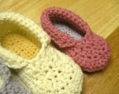 Instant Download - Crochet Pattern - Toddler Child Slippers