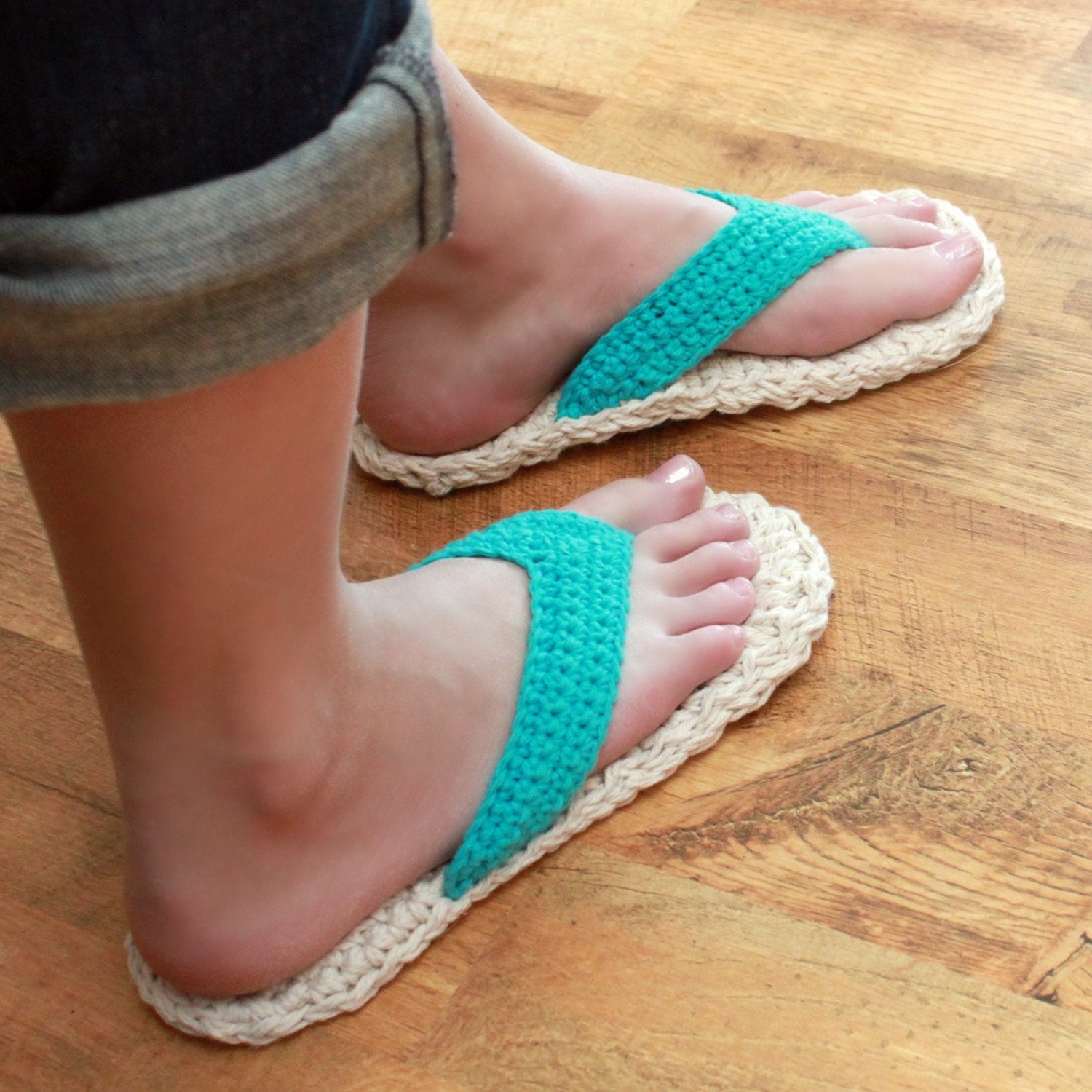 Instant Download - Crochet Pattern - Flip Flops (Child/Adult sizes 3-10)