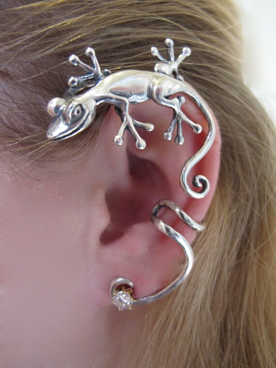 Silver Curious Gecko Ear Wrap