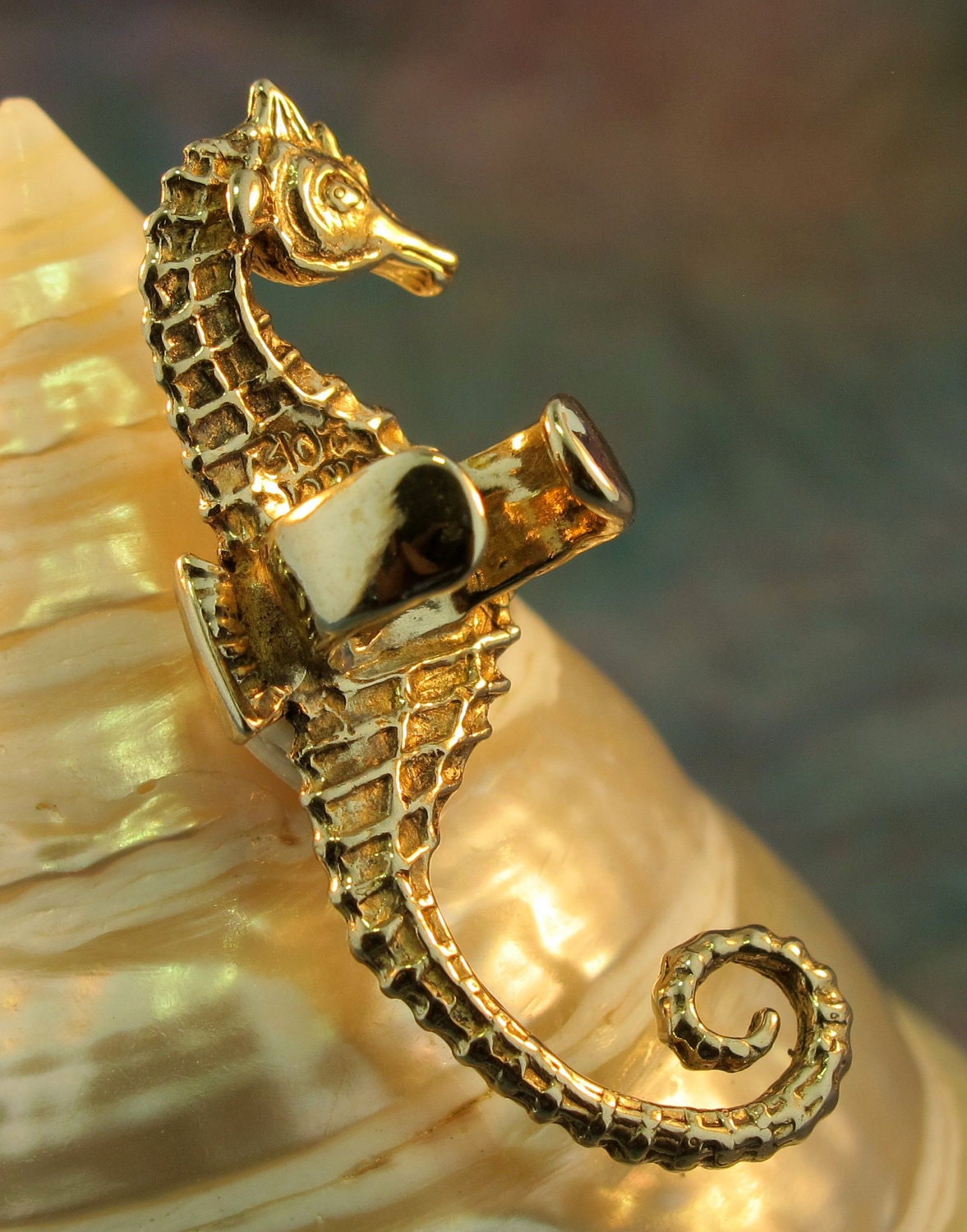 Bronze Seahorse Ear Cuff