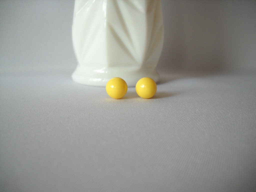 Vintage Earrings 3 Pairs Button Pierced Earrings