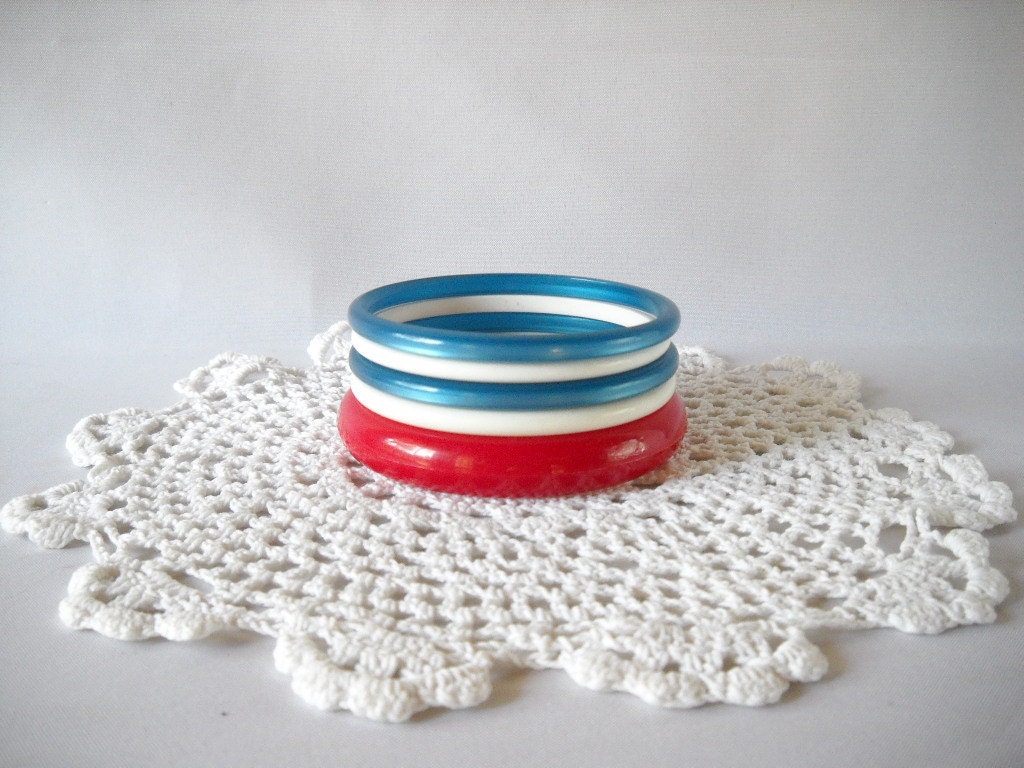 Vintage Bangle Bracelets Retro Red White and Blue Retro 80s