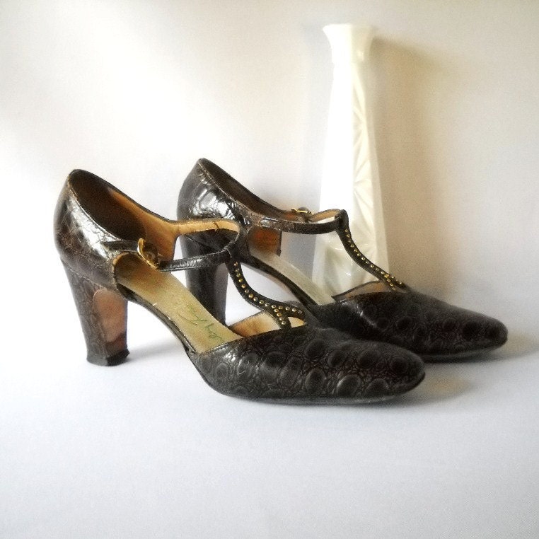 Vintage Shoes Vintage Faux Croc T Strap Heels Chunky Heel Stanley Philipson Designer Shoes  Preppy Preppie