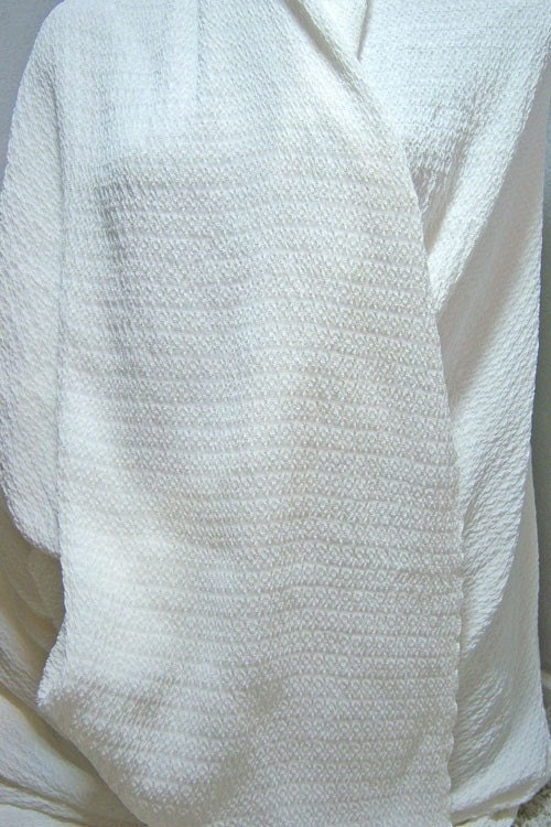 stretchy silk material