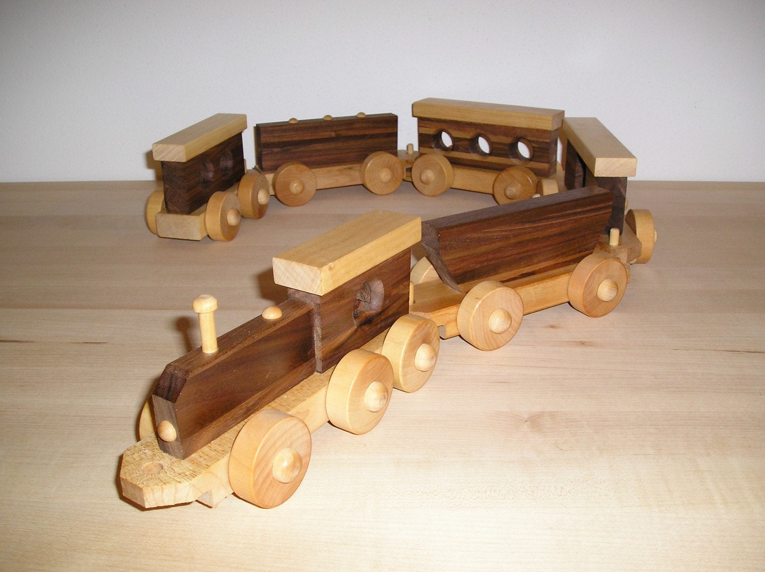 Six car wood train set with a HANDRUBBED beeswax finish - toyworx