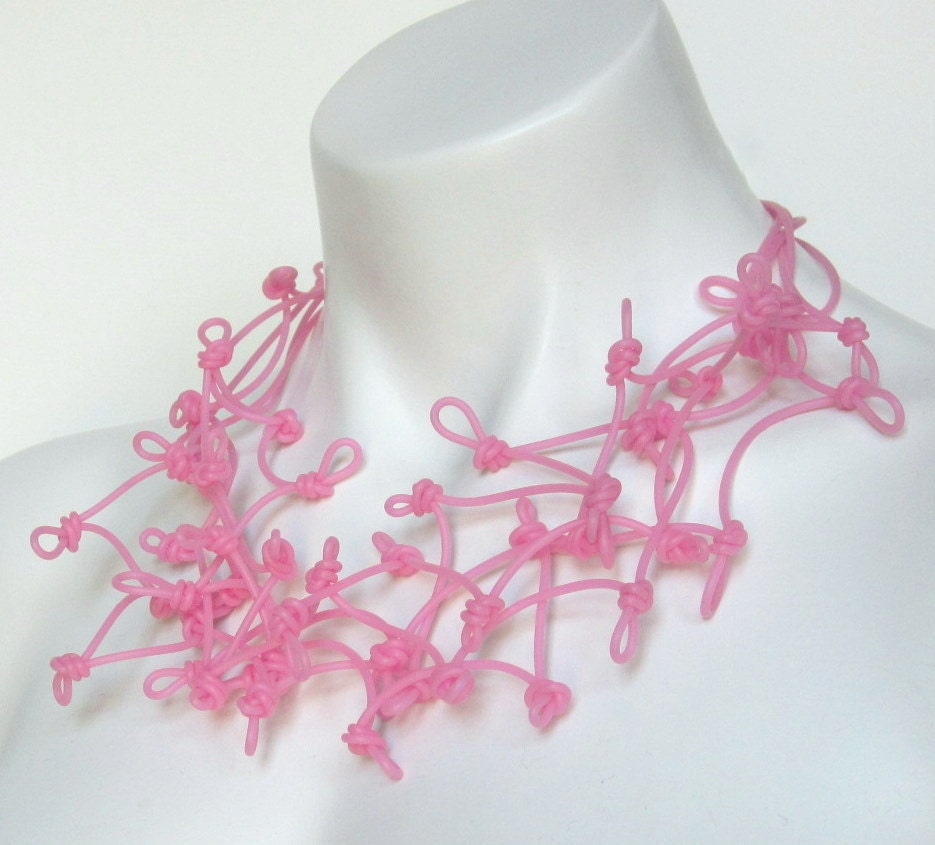 knotted pink rubber necklace, rubber jewellery, summer fashion, pastel color, lacy necklace, pink choker,