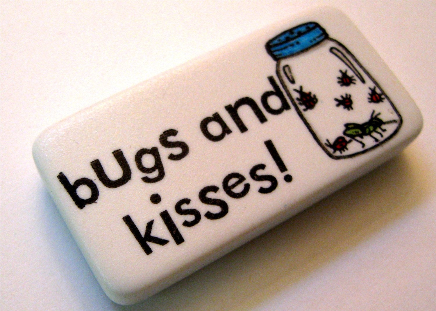 Bugs and Kisses domino magnet
