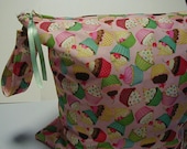 12 x 12  Wet Bag with Snap Strap Cupcakes