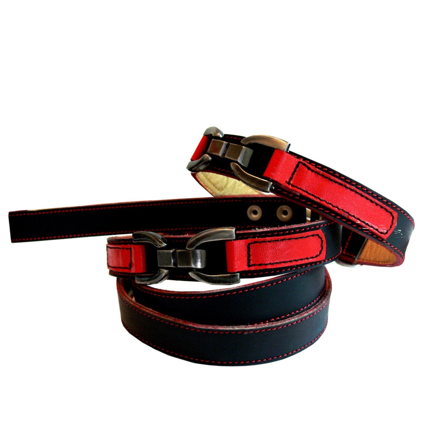 Cool Leather Dog Collar and Leash Set Black and Red Cool Leather Dog Collar and Leash Set Black and Red