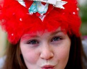 KISS ME Valentine's Crown