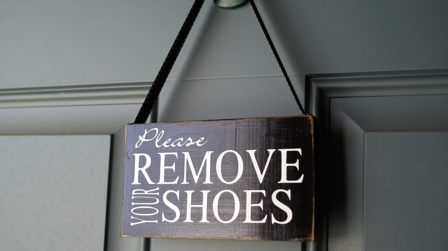 Please Remove Your Shoes door hanger - wood sign - welcome