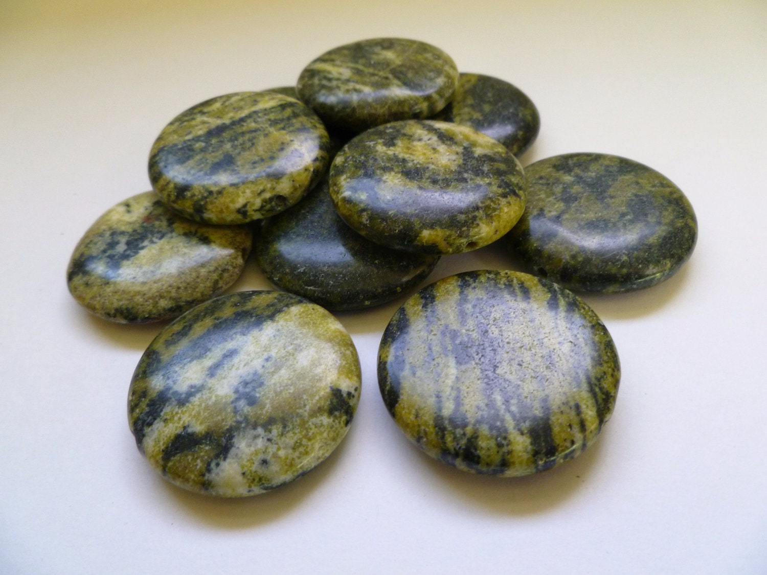 Bead, Yellow "Turquoise", 30mm rounds