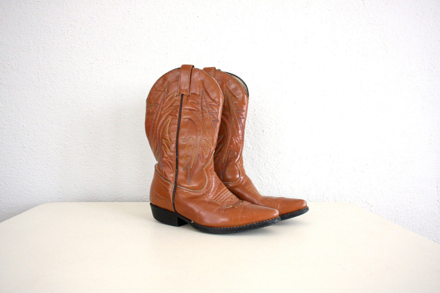 Vintage Cowboy Boots in Brown Leather // 1980s Cowgirl Boots