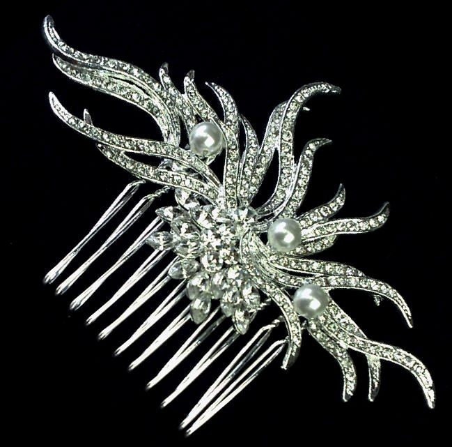 Vineyard Bridal Haircomb, Summer Weddings, Crystal Pearl Hair Jewelry, BRIAR