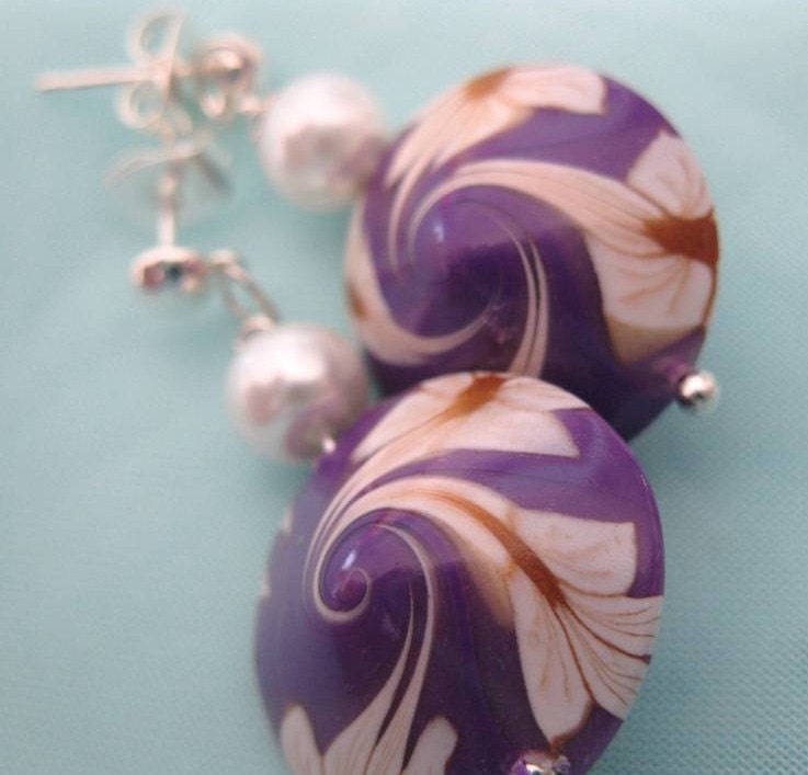 YOLANDA. violet and white daisy floral earrings. SALE