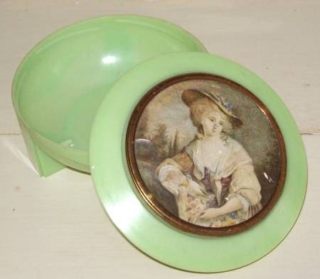 Dubarry Cosmetics - Art Deco Talcum Powder Bowl - 1930s or 1940s - Use For Trinkets