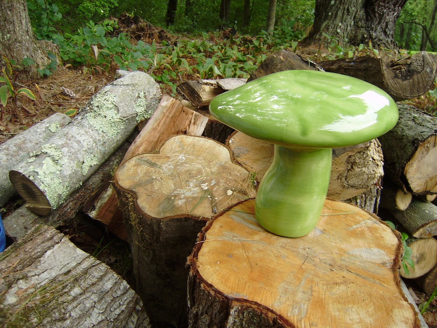 Woodland Garden Home // Mushroom Toadstool // Elves // Gnomes // Statuary // Statue