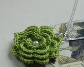 Hyde Park Crochet Flower Necklace- Apple Green