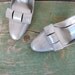 Vintage 1960s Pumps / Deadstock Shoes / 60s Shoes / Pearl Gray / 7 B