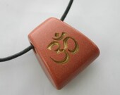 Om Aum Symbol Engraved Goldstone Ladder Gemstone