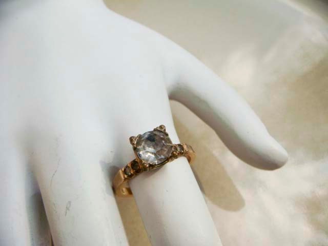 Vintage Uncas gold diamond ring size 5