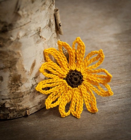 Crochet Flower PATTERN Brown Eyed Susan Flower PDF beautiful applique