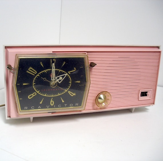 Vintage RCA Victor Pink Clock Radio Model C2FE by