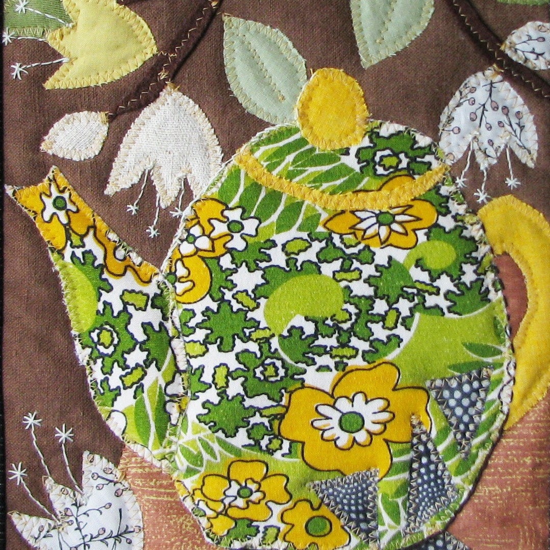Teapot - small wall hanging, applique quilt wall art, one of a kind fiber art, 8.5" x 11"