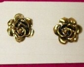 Avon Gold Metal Rose Pierced  Earrings