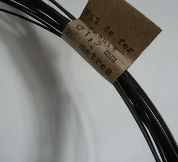 Coil of steel black  wire, nealed diameter 1.5 mm ( ga 16) for your own creation - 20 m or 65,6 ft