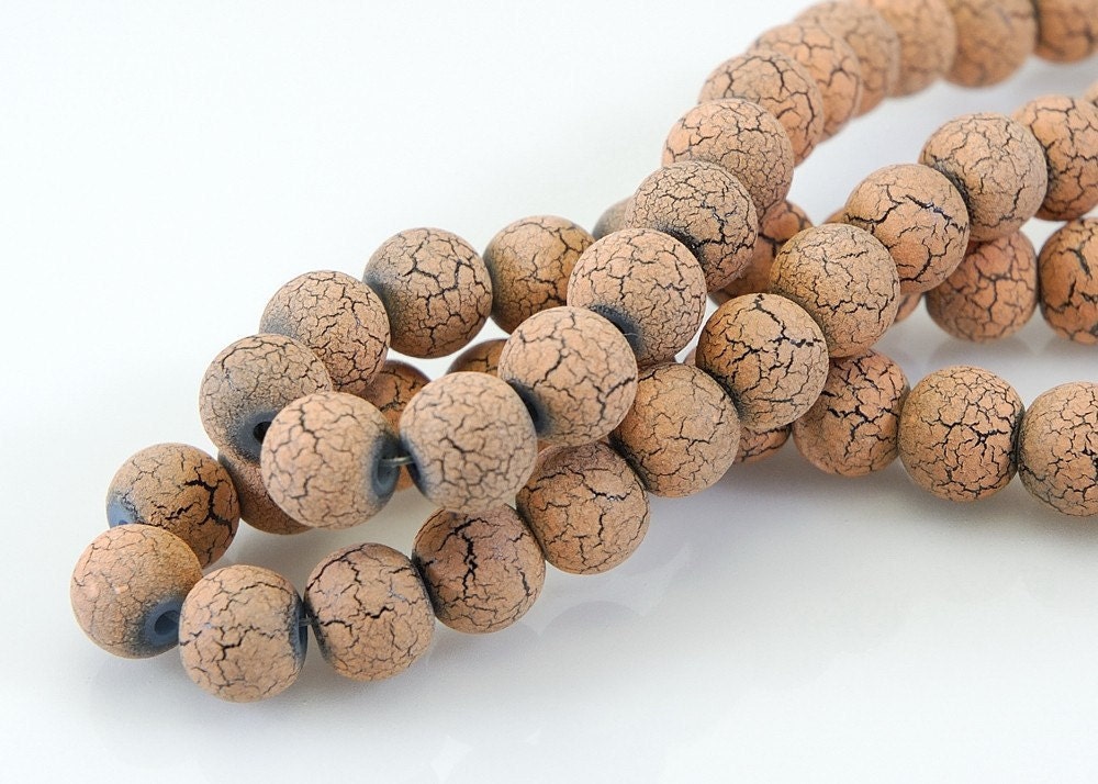 Light Brown Crinkle Glass 8mm Round (ST155)