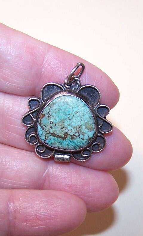 Vintage STERLING SILVER & Turquoise Pendant from Mexico....