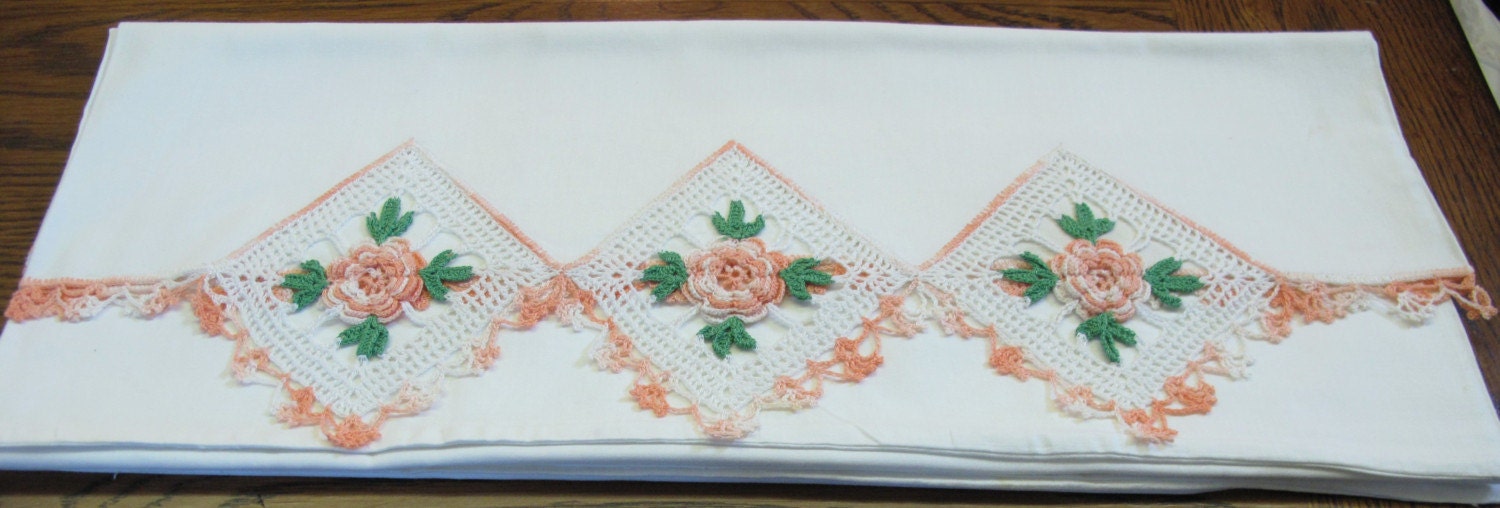 Cottage Style Crochet Pillowcase Set Peach Roses