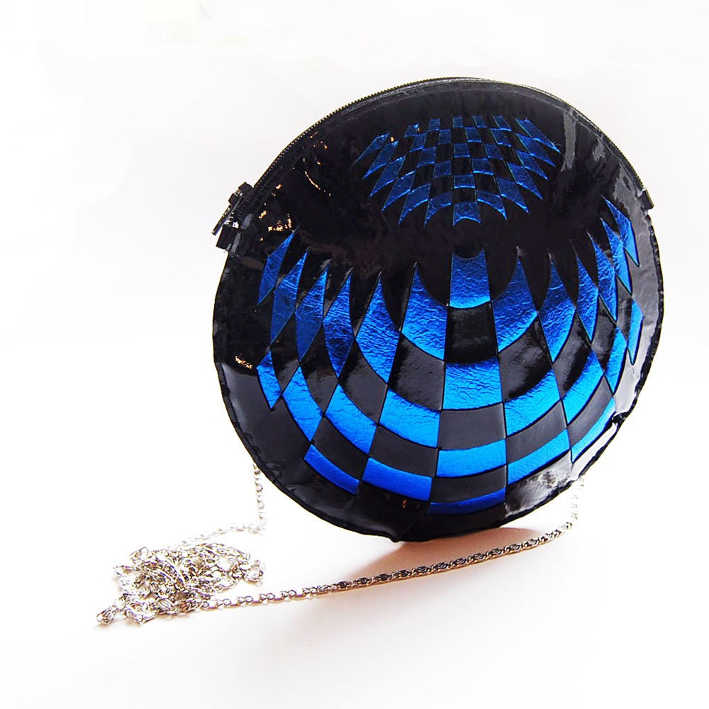 Glossy Black/blue leather weaving bag