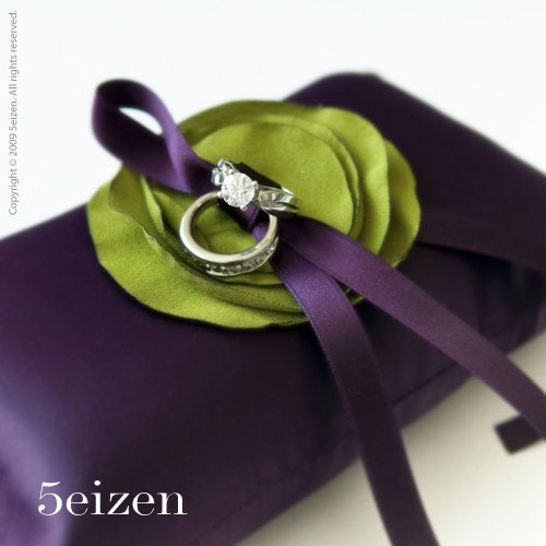 Lili Series - Olive Green Bloom and Royal Purple Ring Pillow