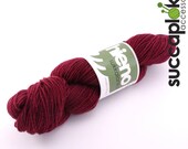 HIENO - Sock Yarn - Beetroot (semi-solid)