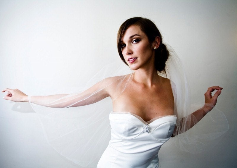 34 Inch Little Something Wedding Veil