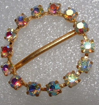 ON SALE... Vintage Rhinestone Buckle / Scarf Clip in Glorious Aurora Borealis Shimmer
